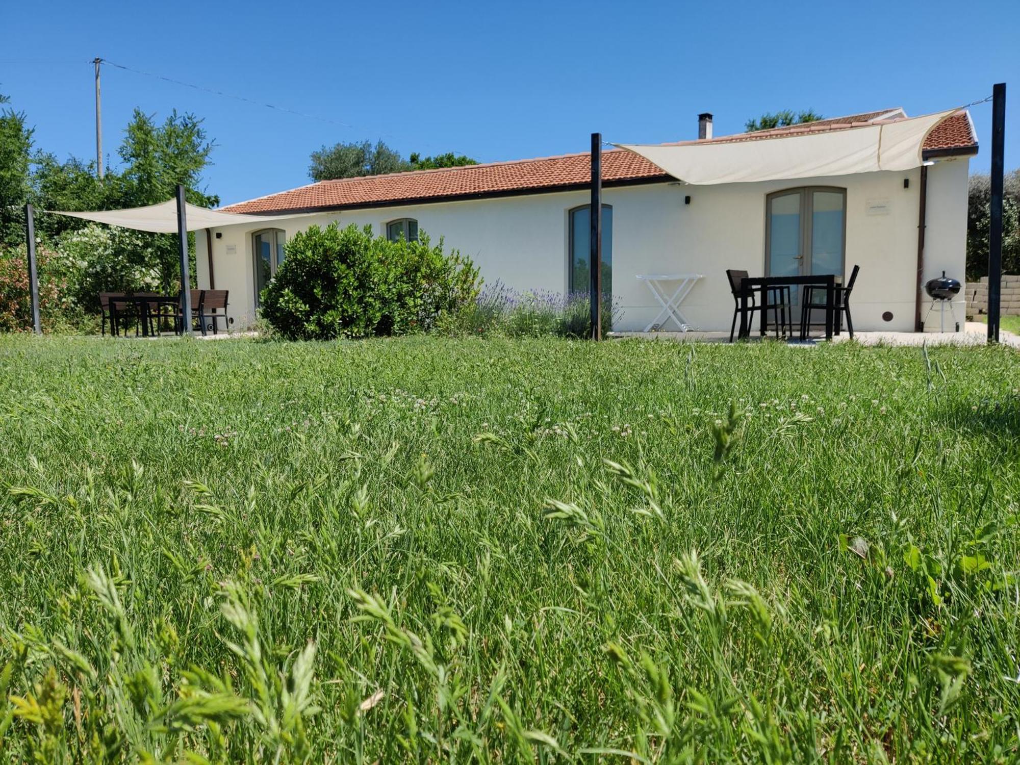 Rustico Del Bozzo Hostal Castelleone di Suasa Exterior foto