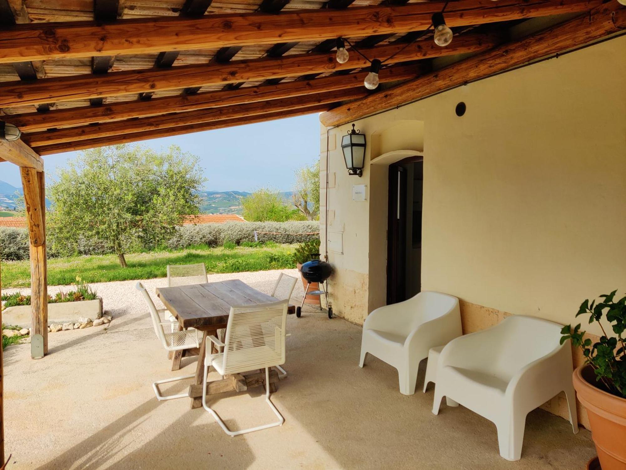 Rustico Del Bozzo Hostal Castelleone di Suasa Exterior foto