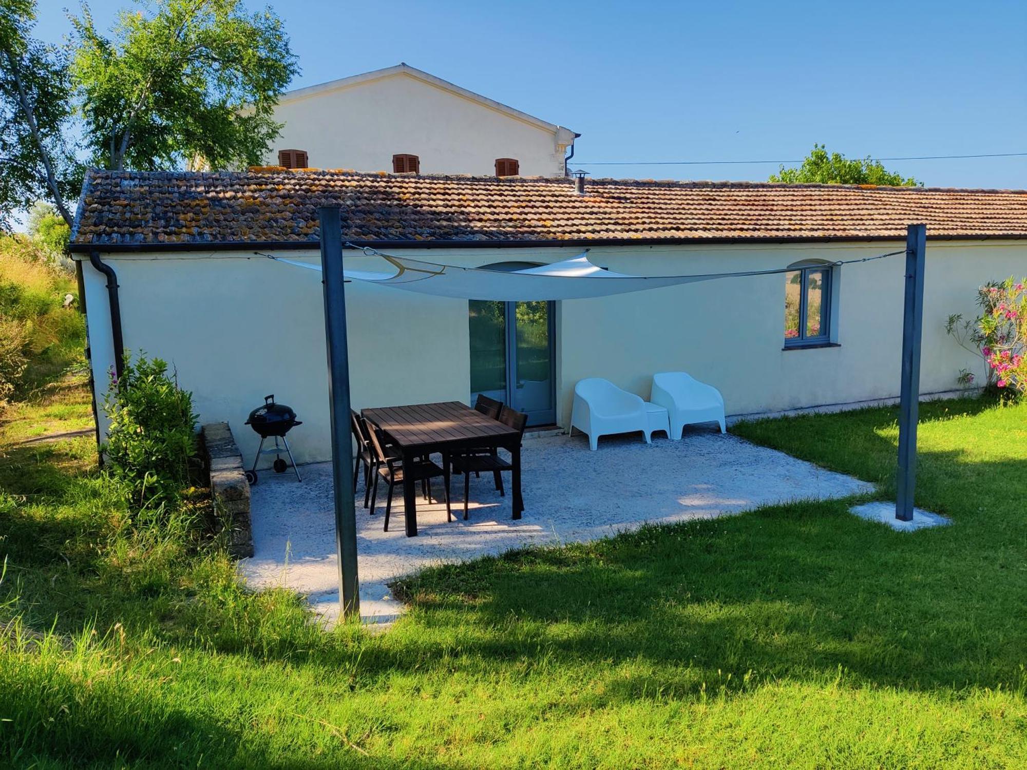 Rustico Del Bozzo Hostal Castelleone di Suasa Exterior foto