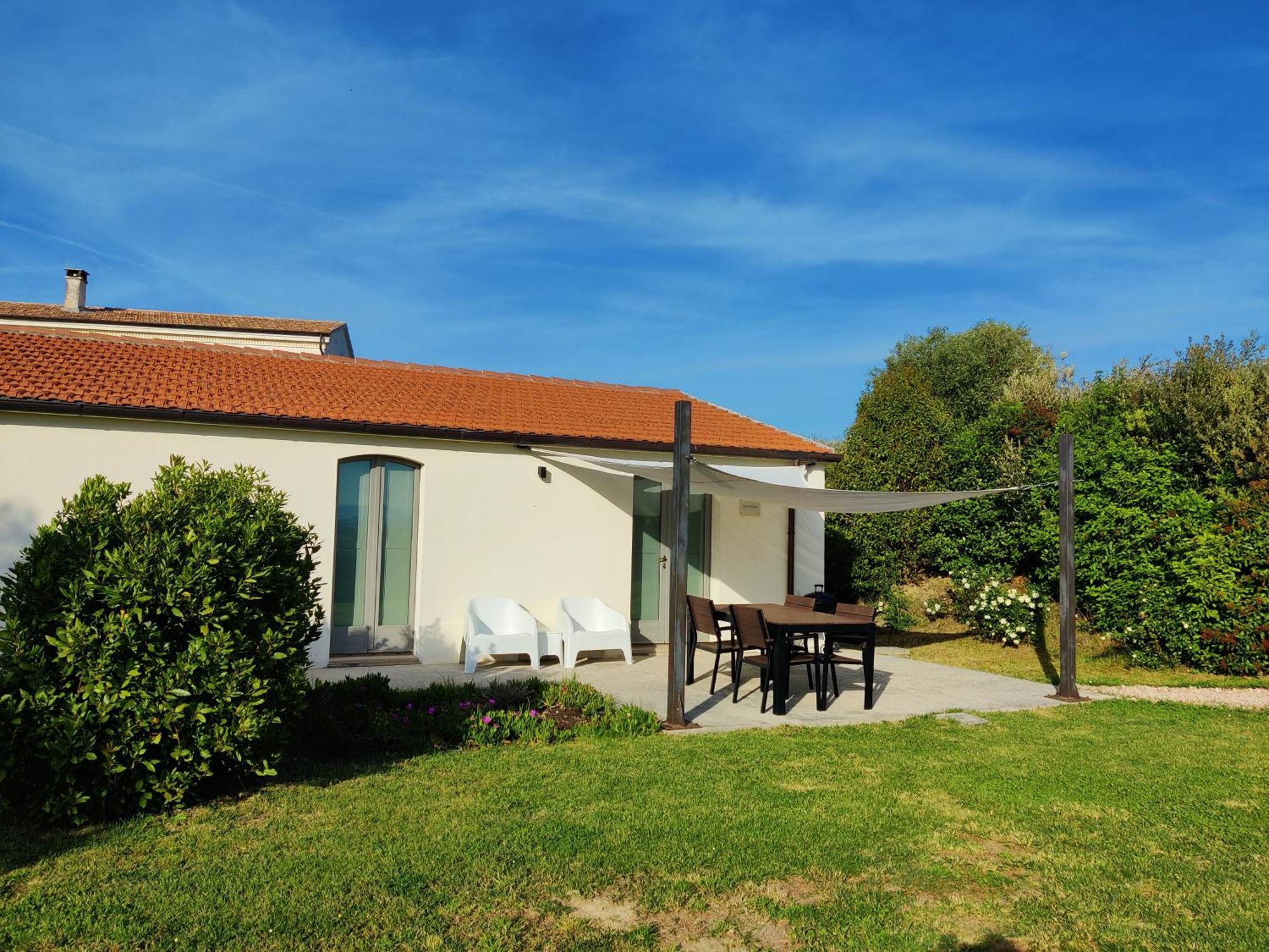 Rustico Del Bozzo Hostal Castelleone di Suasa Exterior foto